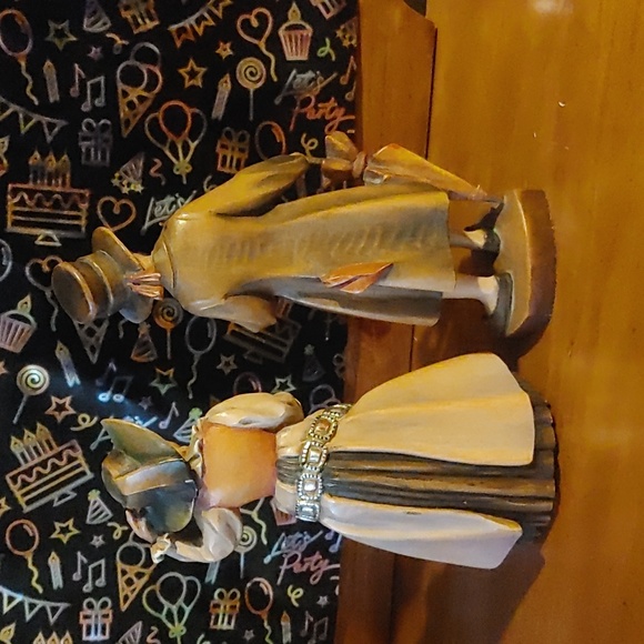 Vintage Wood carved Pair - Picture 2 of 4